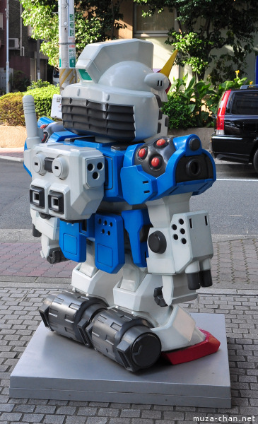 Gundam statue, Bandai's Headquarters Gundam statue, Bandai's Headquarters