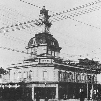 Hattori building in Meiji era Hattori building in Meiji era