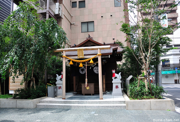 Inari Shrine near Suitengumae station Chuo Inari Shrine near Suitengumae station Chuo