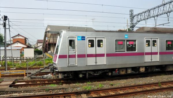 Tokyo Metro Hanzomon on Tobu Line