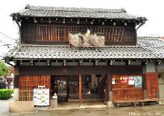 A Japan Photo per Day - Old Sake Store
