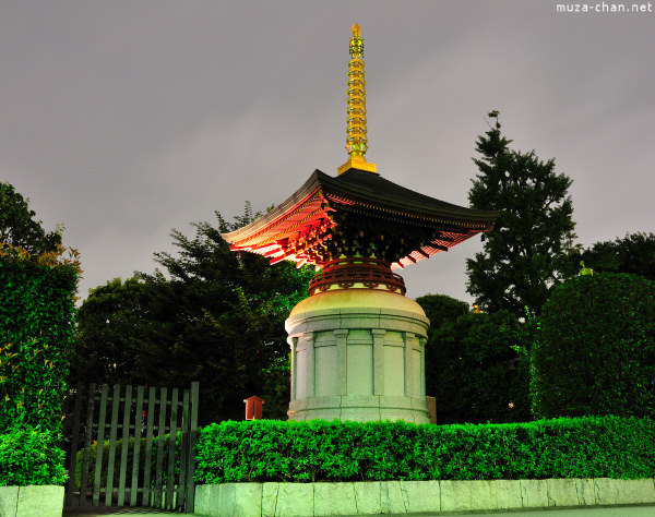 Shakyo Pagoda at Senso-ji Temple, Tokyo Shakyo Pagoda at Senso-ji Temple, Tokyo