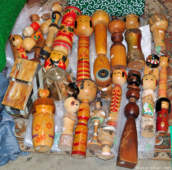 Top souvenirs from Japan - Kokeshi Dolls Top souvenirs from Japan - Kokeshi Dolls