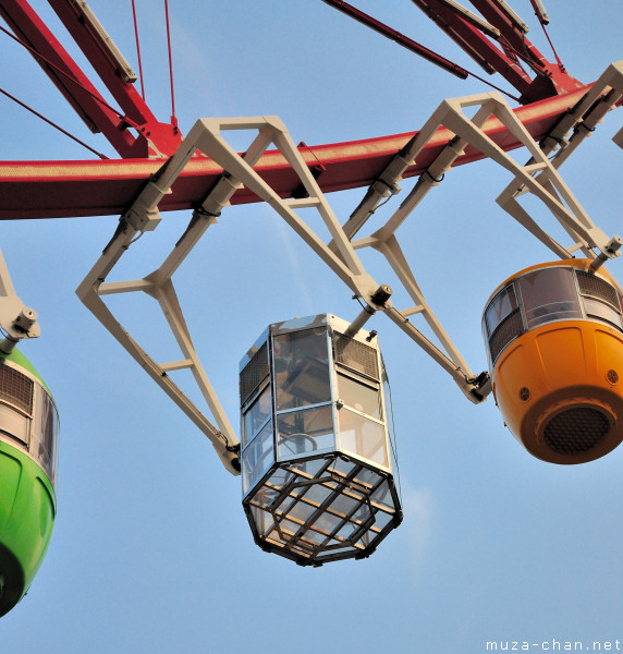 Ferris Wheel Transparent Cabin, Palette Town, Odaiba, Tokyo