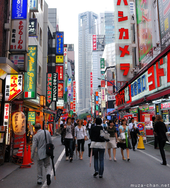 Shinjuku Street, Tokyo Shinjuku Street, Tokyo