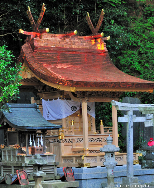 Takao-san Yakuoin Yuki-ji Temple, Takao, Tokyo