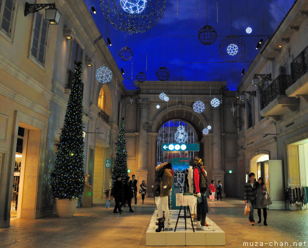 Venus Fort Winter Illumination, Odaiba, Tokyo Venus Fort Winter Illumination, Odaiba, Tokyo