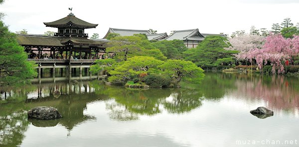 Taihei-kaku, Higashi Shin'en (East Garden), Heian Shrine, Kyoto Taihei-kaku, Higashi Shin'en (East Garden), Heian Shrine, Kyoto
