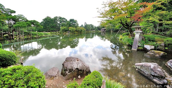 Kasumiga-ike pond, Kenroku-en Garden, Kanazawa
