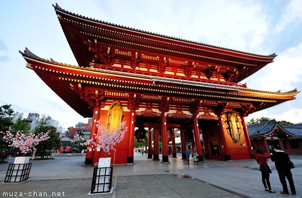 Hozomon Gate, Senso-ji Temple, Asakusa, Tokyo