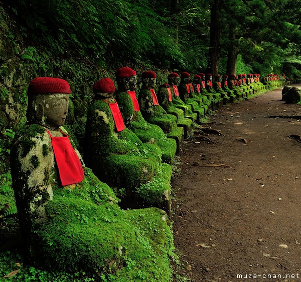 Jizo statues, Kanmangafuchi Abyss, Nikko Jizo statues, Kanmangafuchi Abyss, Nikko