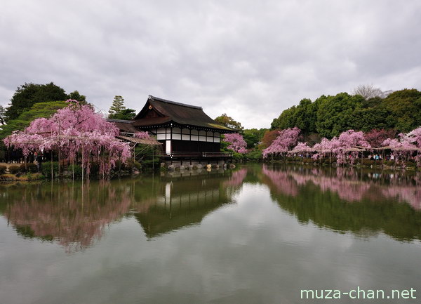 Higashi Shin'en (East Garden), Heian Shrine, Kyoto