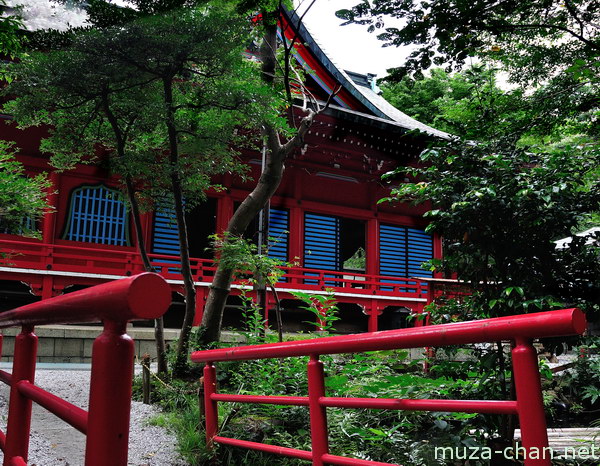 Benzaiten Temple, Inokashira, Tokyo Benzaiten Temple, Inokashira, Tokyo