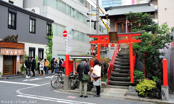 Kobu Inari shrine, Akihabara, Chiyoda, Tokyo Kobu Inari shrine, Akihabara, Chiyoda, Tokyo