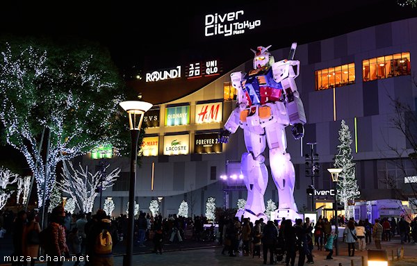Life-size Statue RX-78-2 Gundam, Diver City, Odaiba, Tokyo Life-size Statue RX-78-2 Gundam, Diver City, Odaiba, Tokyo