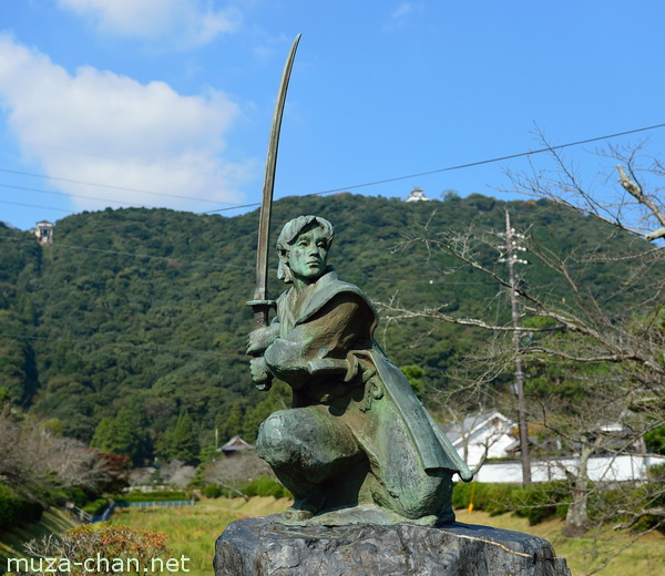 Sasaki Kojiro statue, Iwakuni, Yamaguchi Sasaki Kojiro statue, Iwakuni, Yamaguchi