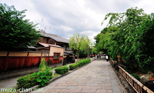 Shirakawa-minami-dori, Kyoto