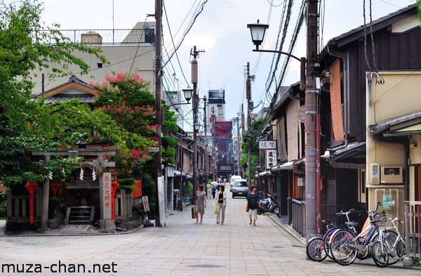 Tatsumi Shrine, Gion, Kyoto Tatsumi Shrine, Gion, Kyoto