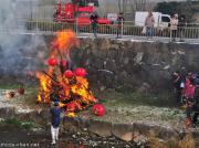 Japanese traditions - Dondo Yaki 2012