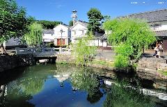 Reflection on the Kurashiki Canal