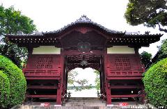 Sightseeing Tokyo, Gokoku-ji Furo-mon Gate