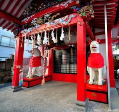 The origin of Kitsune statues