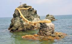 One-tonne Shimenawa