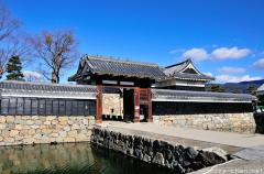 Matsumoto Castle gate