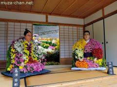 Historical scene made of Chrysanthemum dolls