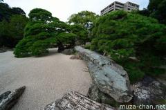 The 10m-long bridge made from a single rock