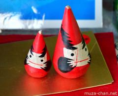 Good luck charms for the New Year, Sankaku Daruma Dolls