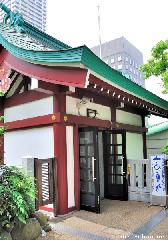 Shrine Elevator