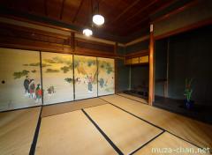 Wealthy traditional house in Obi