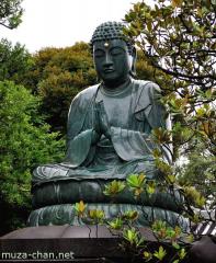 Tenno-ji Daibutsu on a rainy day