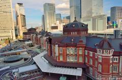 Tokyo Station and Marunouchi skyscraper