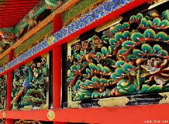 Intricate carvings at Toshougu Shrine