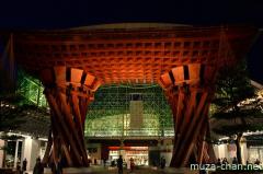 Night view of the Tsuzumimon gate, Kanazawa