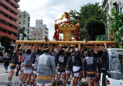 Mikoshi swaying